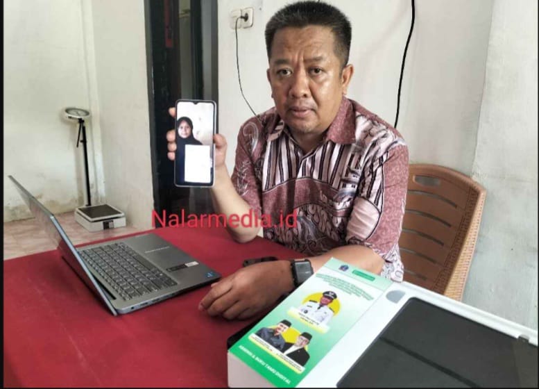 Warga Desa Itterung Nikmati Aplikasi Teknodesa